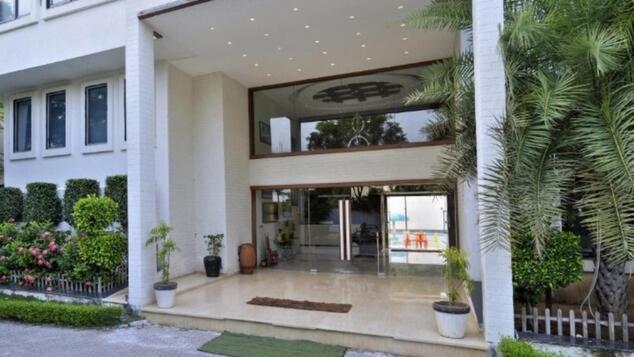 Om Sanctuary Resort By Pinks Hospitality Rupāwati Extérieur photo